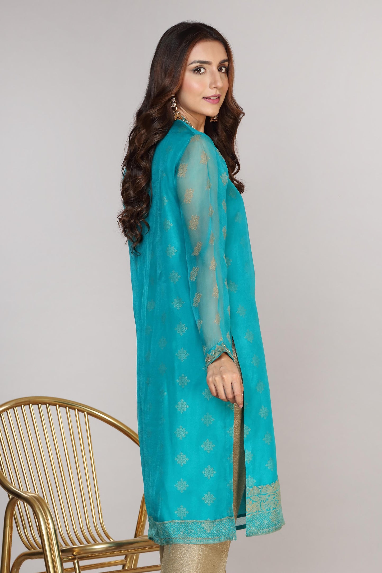 Chinyere - AMANAT (AA4528)