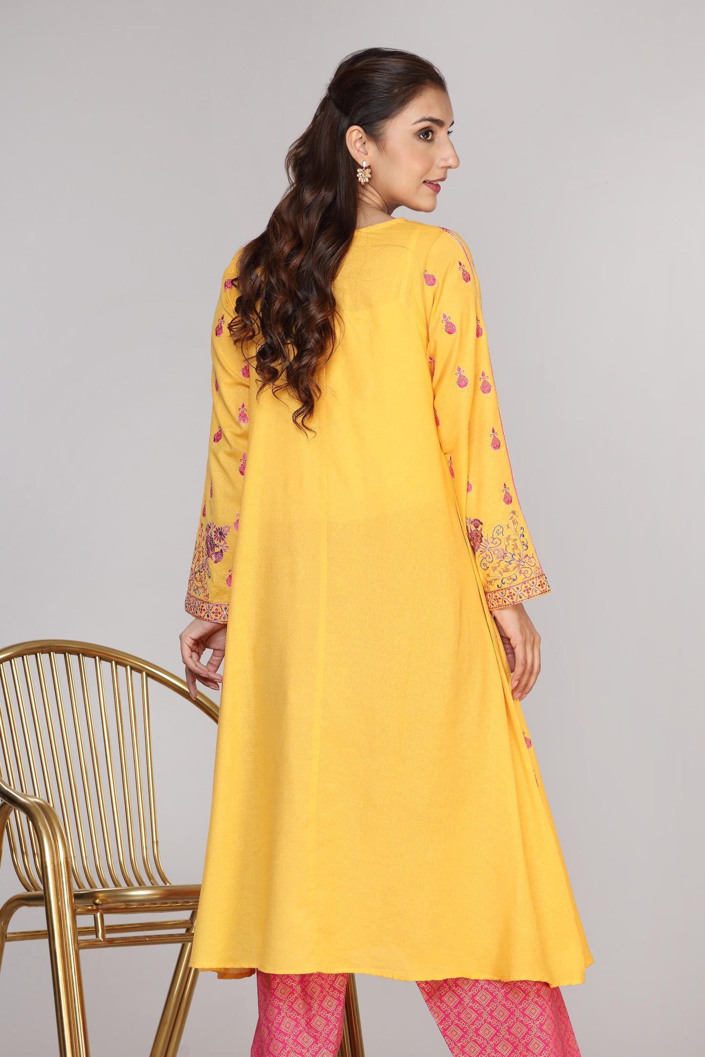 Chinyere - TILE FLORA (BB8480)