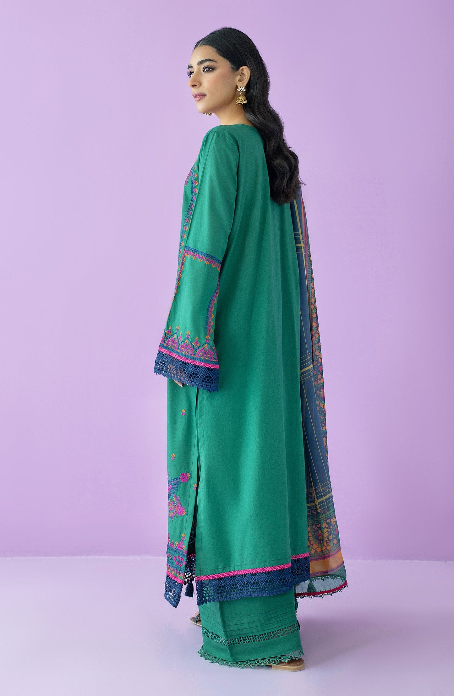 Orient - Unstitched 3 Piece Embroidered Lawn Shirt , Cambric Pant and Silk Dupatta