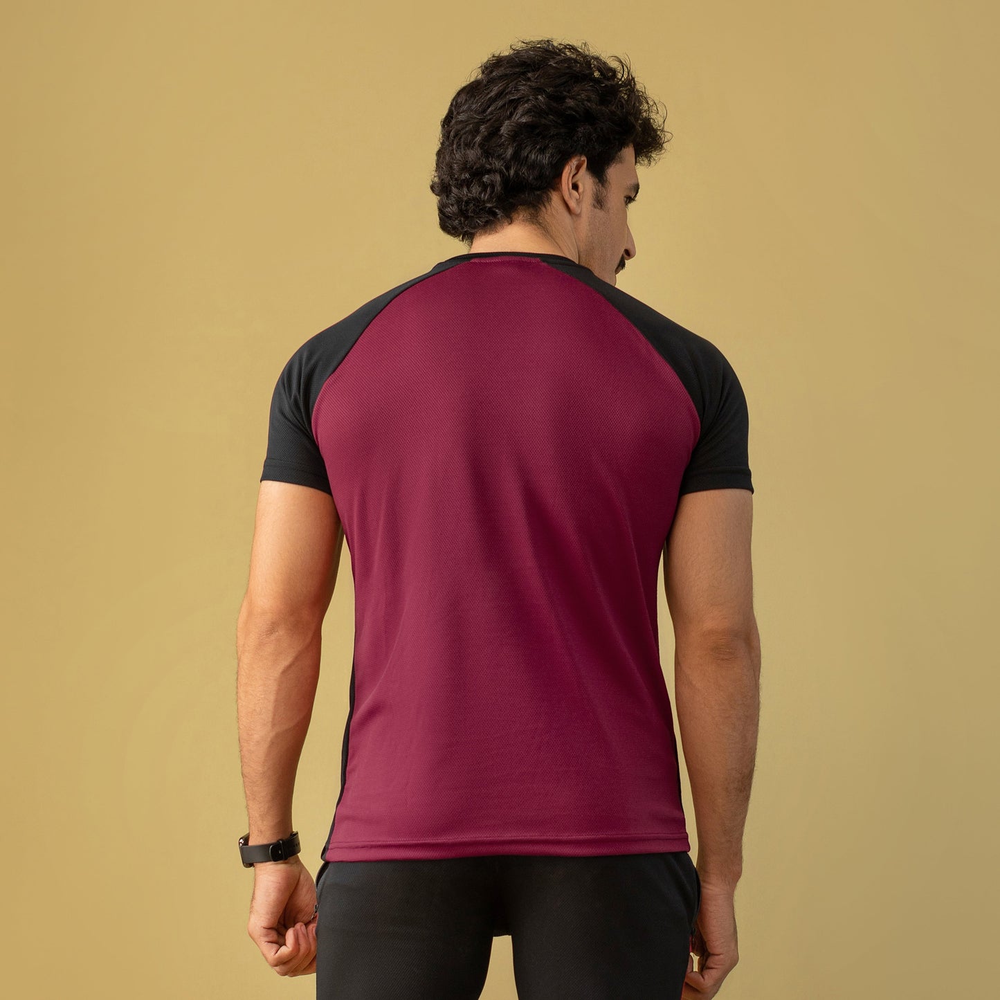 Decuir - Expressive Victory Activewear T-shirt (Burgundy & Black)