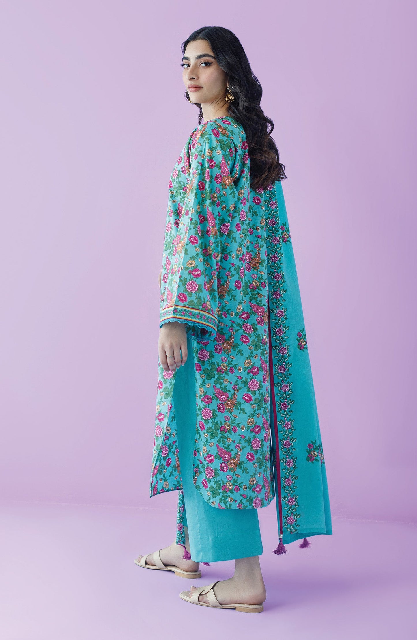 Orient - Unstitched 3 Piece Printed Lawn Shirt , Cambric Pant and Lawn Dupatta