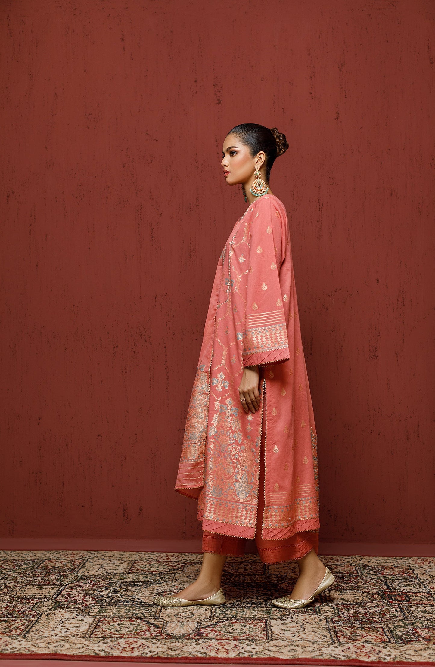 Orient - Stitched 3 Piece Embroidered Jacquard Shirt , Cambric Pant and JACQUARD Dupatta