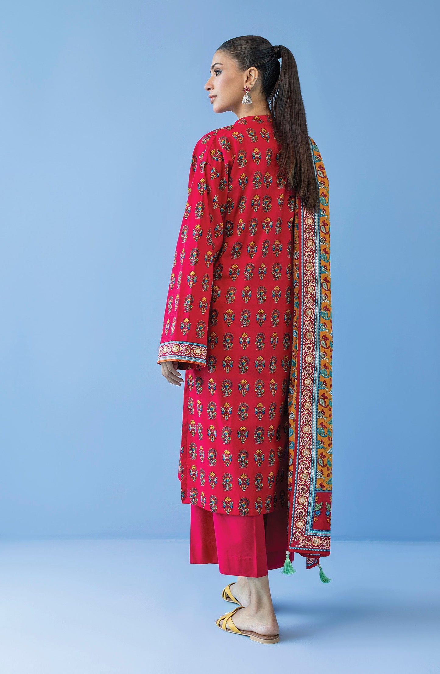 Orient - Unstitched 3 Piece Printed Cambric Shirt , Cambric Pant and Lawn Dupatta