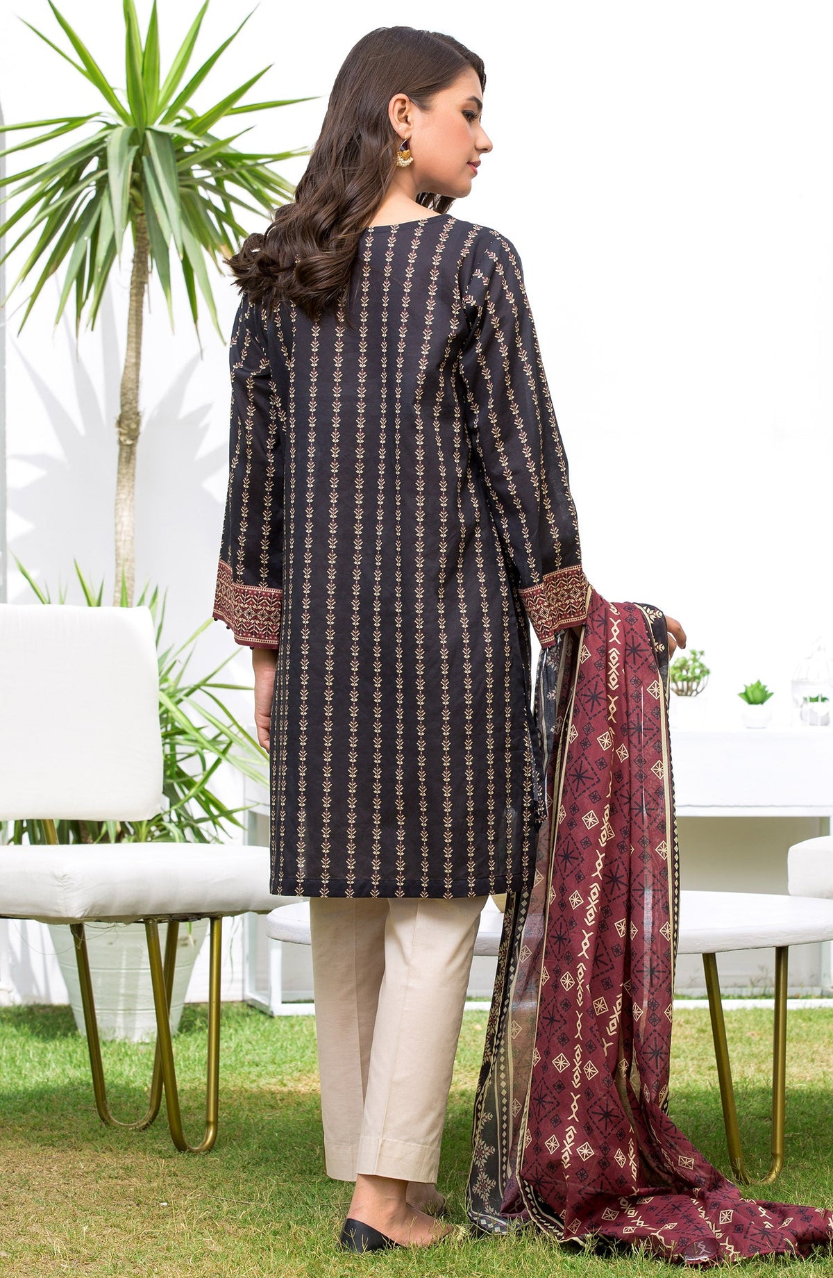 Orient - Unstitched 2 Piece Printed Lawn Shirt, Chiffon Dupatta