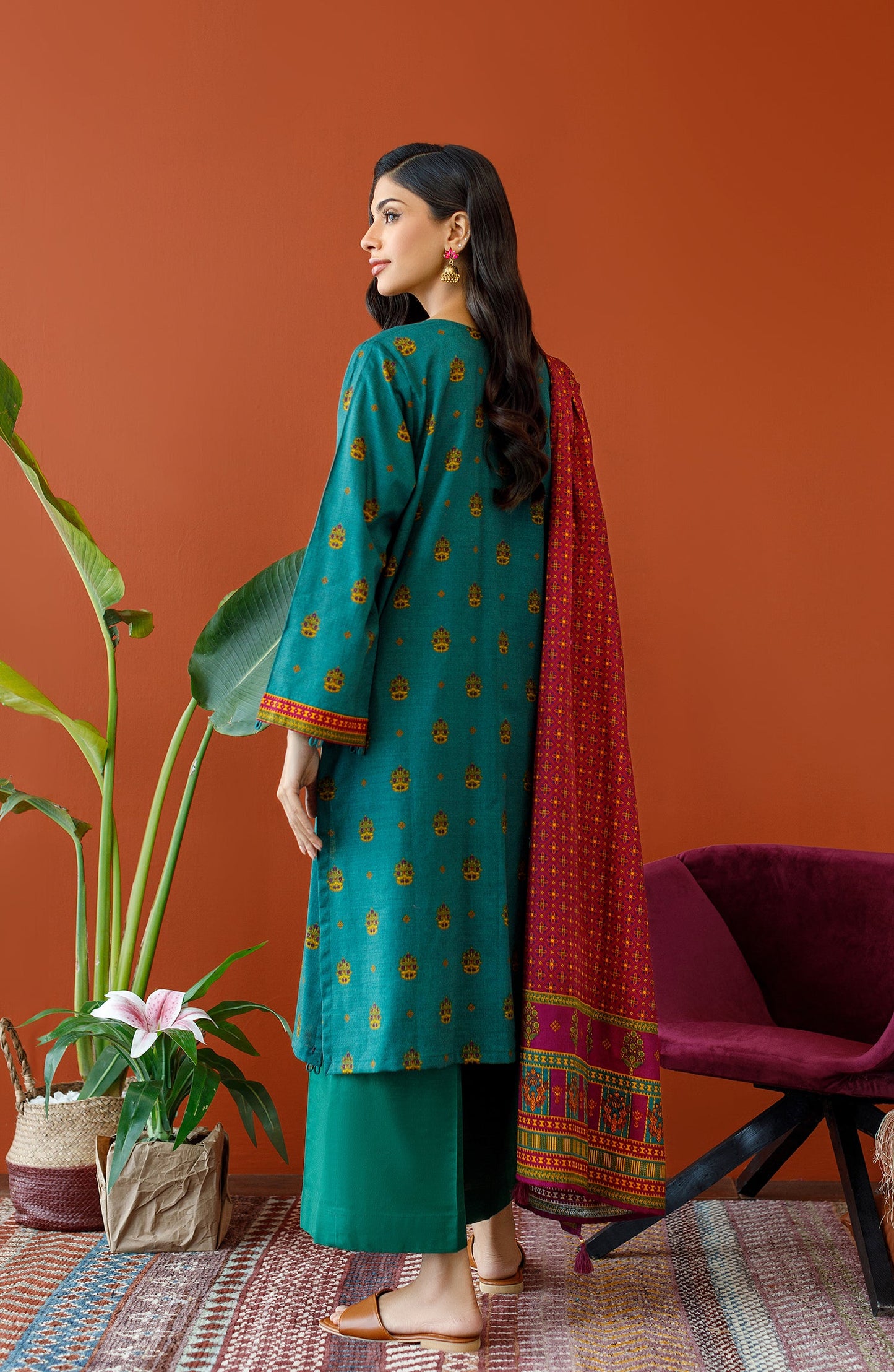 Orient - Unstitched 3 Piece Embroidered Khaddar Shirt , Khaddar Pant and Khaddar Dupatta