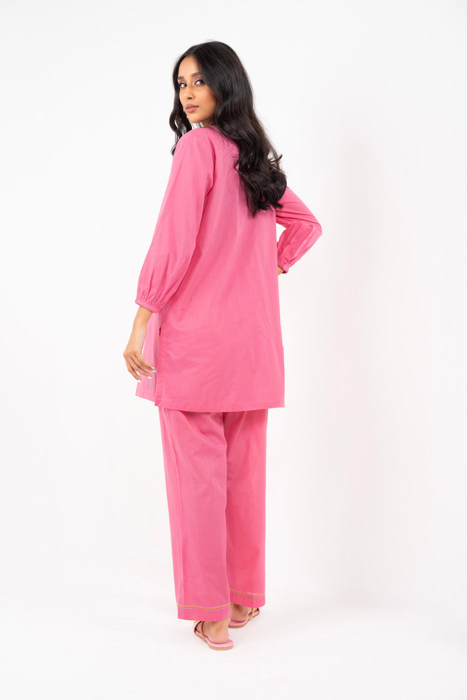 2 PC Embroidered Khaddar Outfit