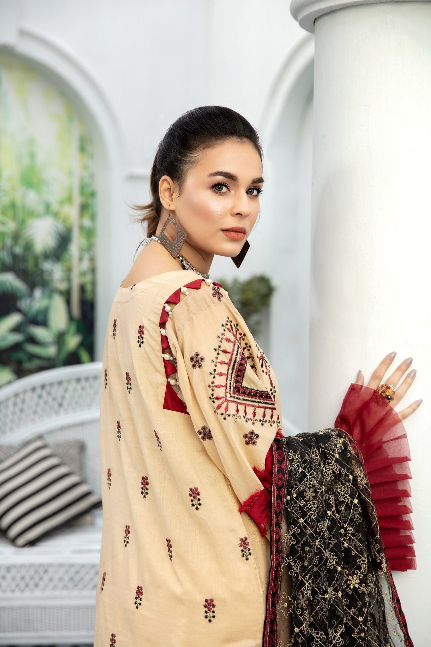 Adan's Libas - Ethnic Looks