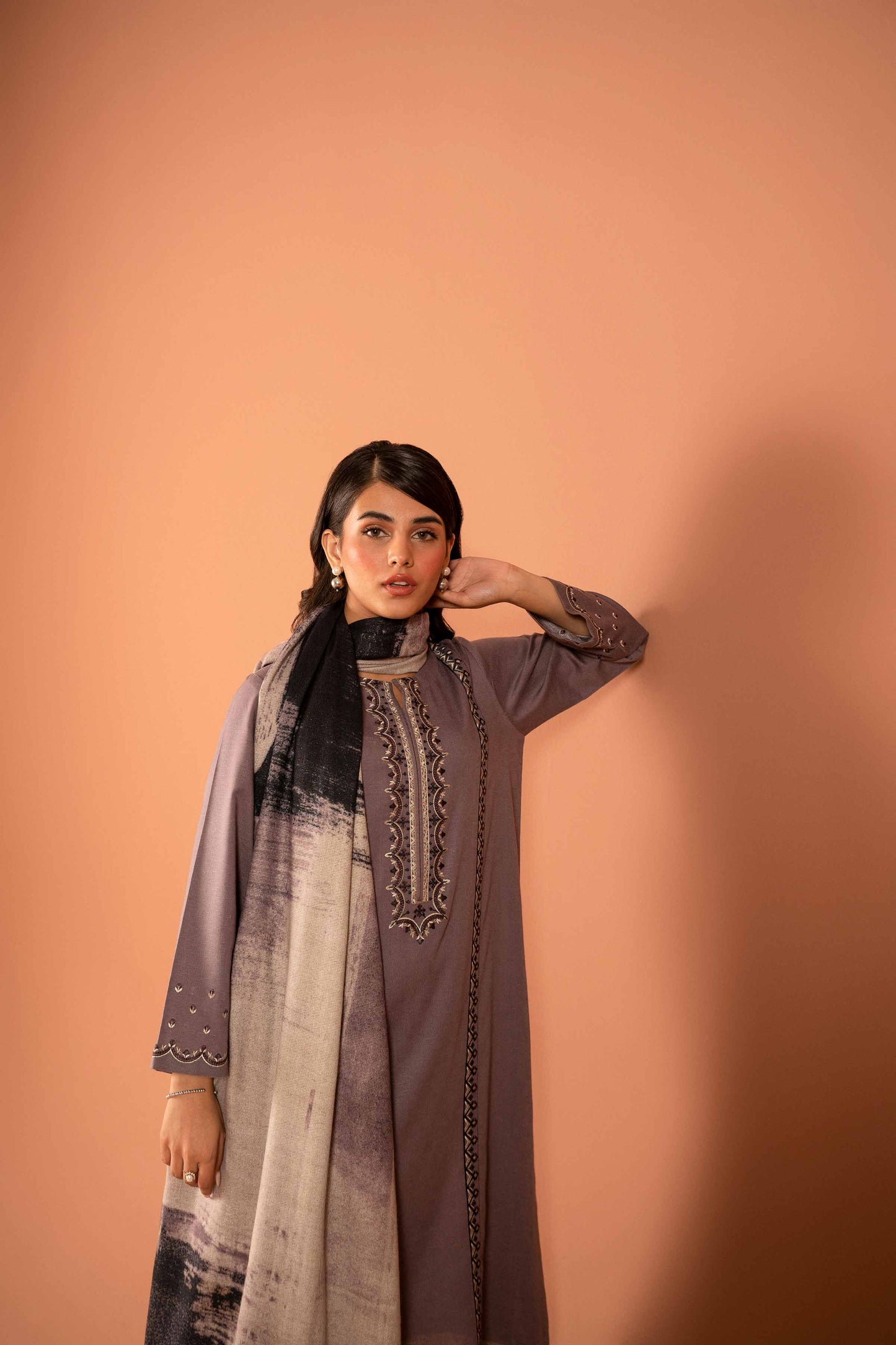Nishat Linen - 3 Piece - Embroidered Suit - PW23-115