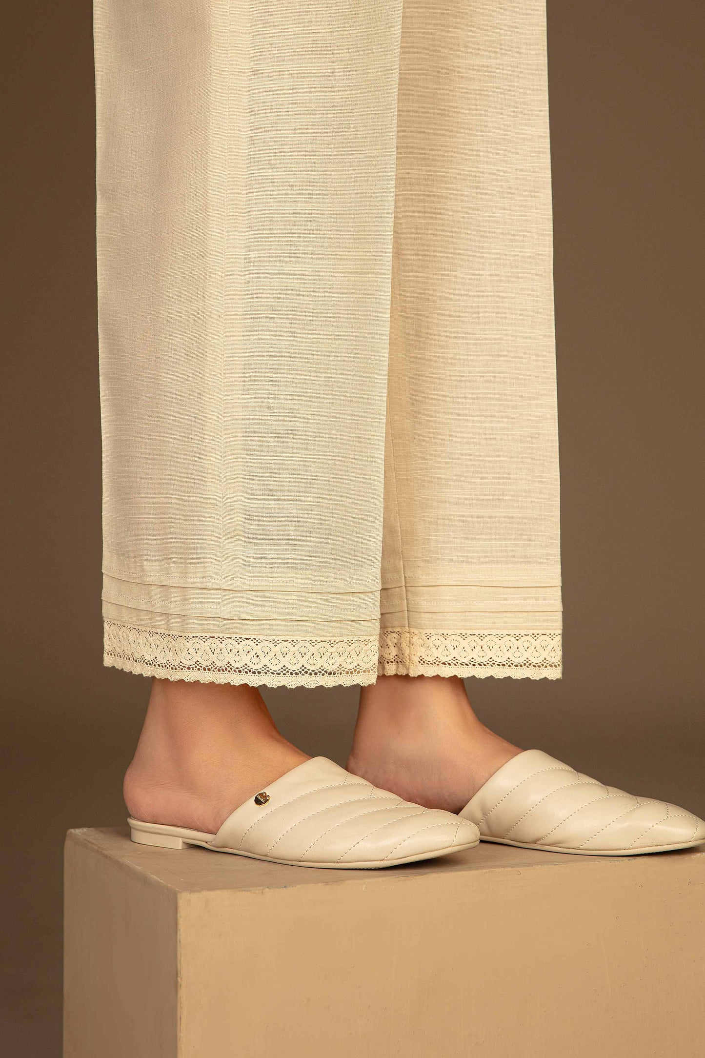 Nishat Linen - Basic Trousers - PW23-151