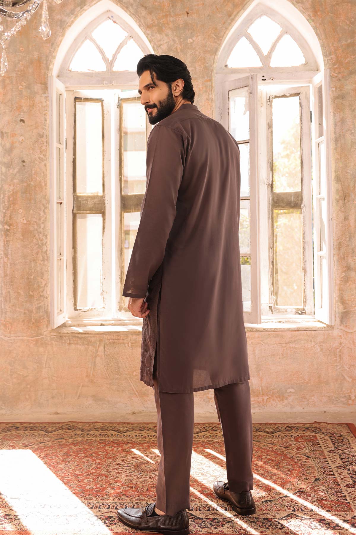 Dyed Embroidered Lawn Kameez Trouser