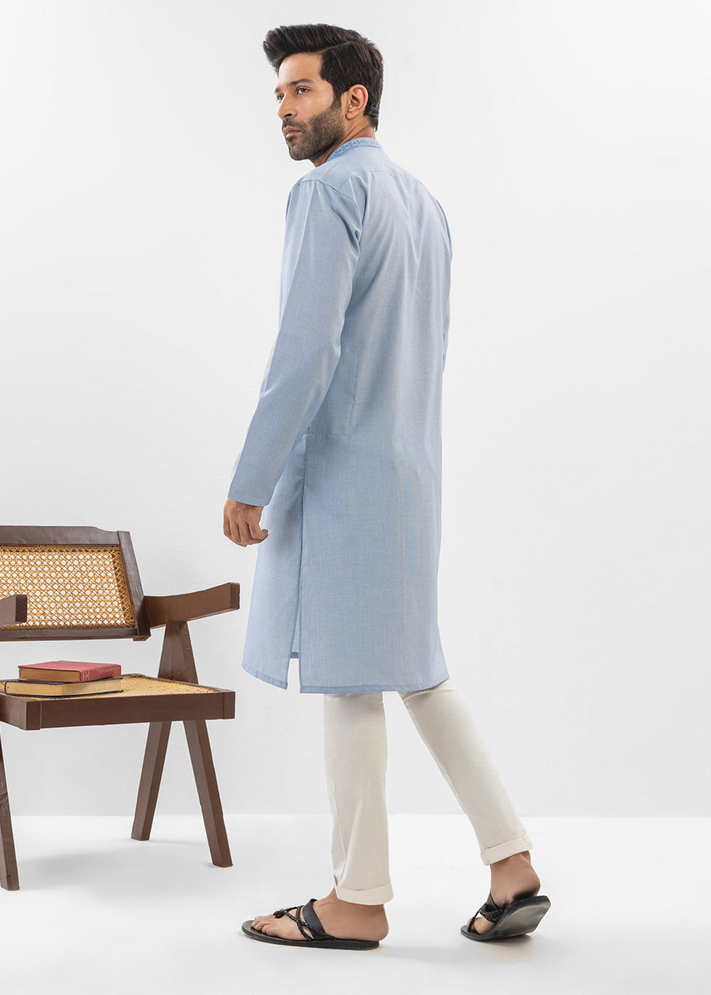 Dyed Embroidered Blended Kurta