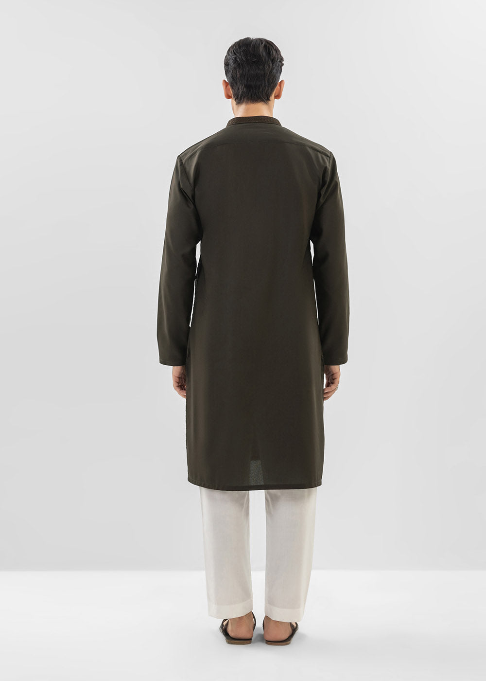 Dyed Embroidered Blended Kurta