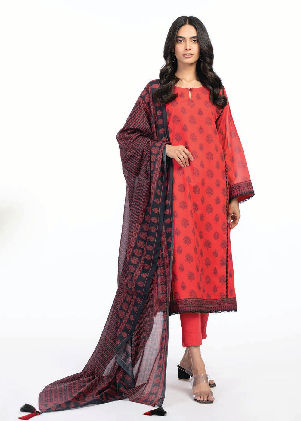 3 Pc Printed Cambric Suit With Lawn Dupatta