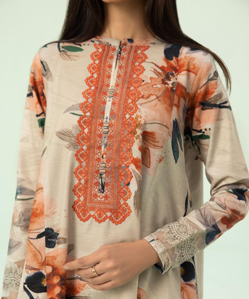 Sapphire - 3 Piece - Embroidered Khaddar Suit