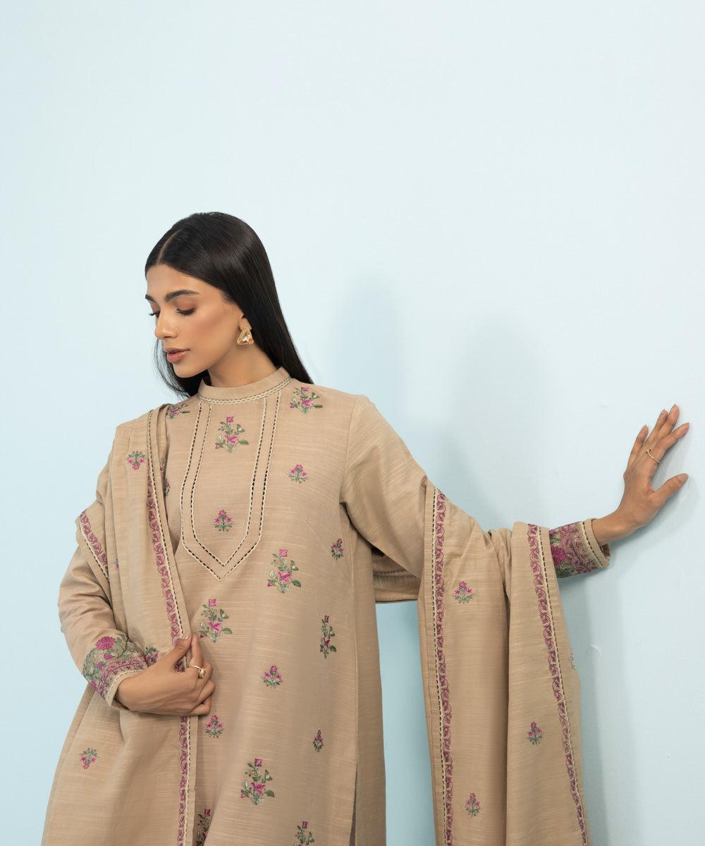 Sapphire - 3 Piece - Embroidered Khaddar Suit