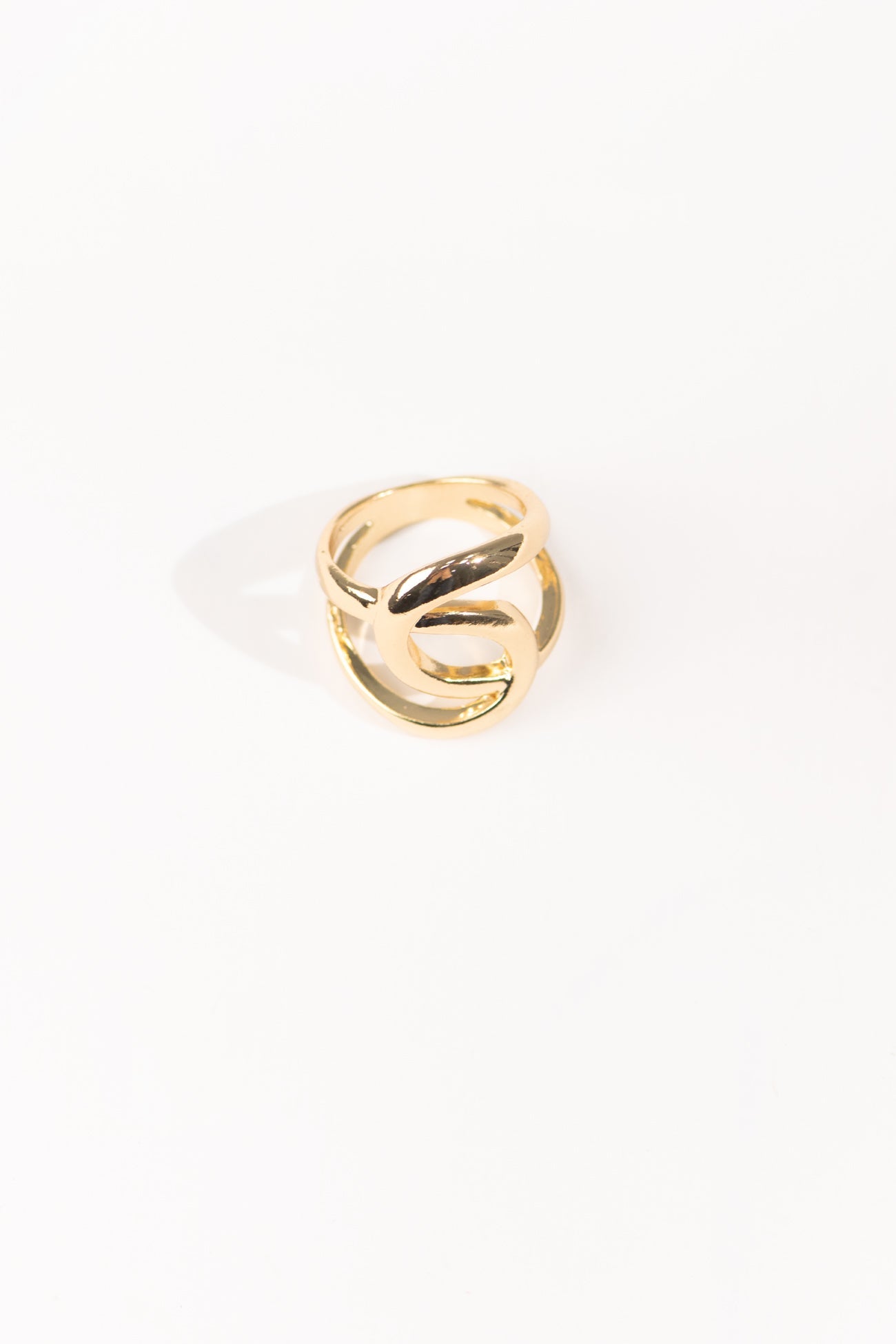BTW - METALLIC INTERLOOP RING