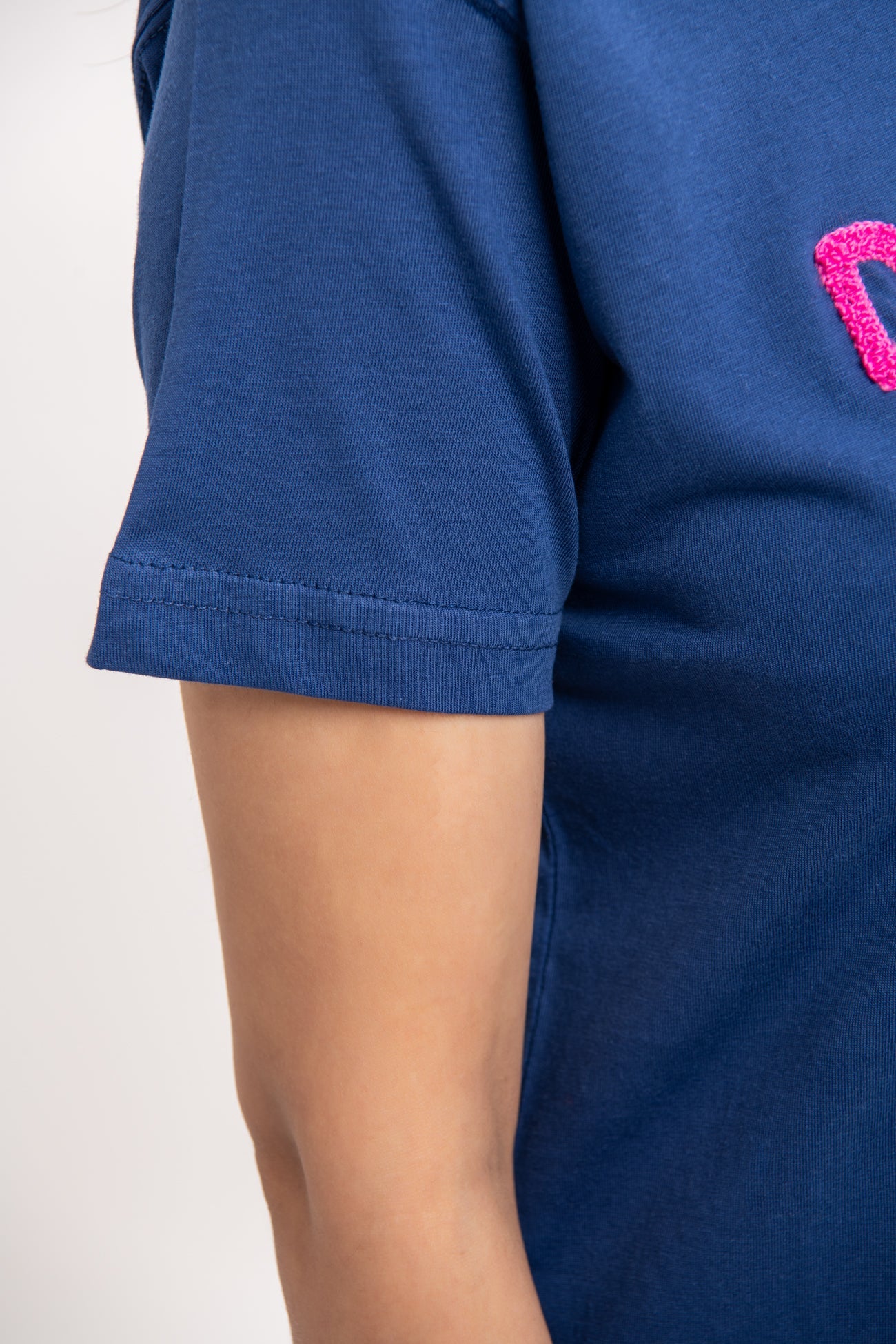 BTW - EMBROIDERED BLUE T-SHIRT