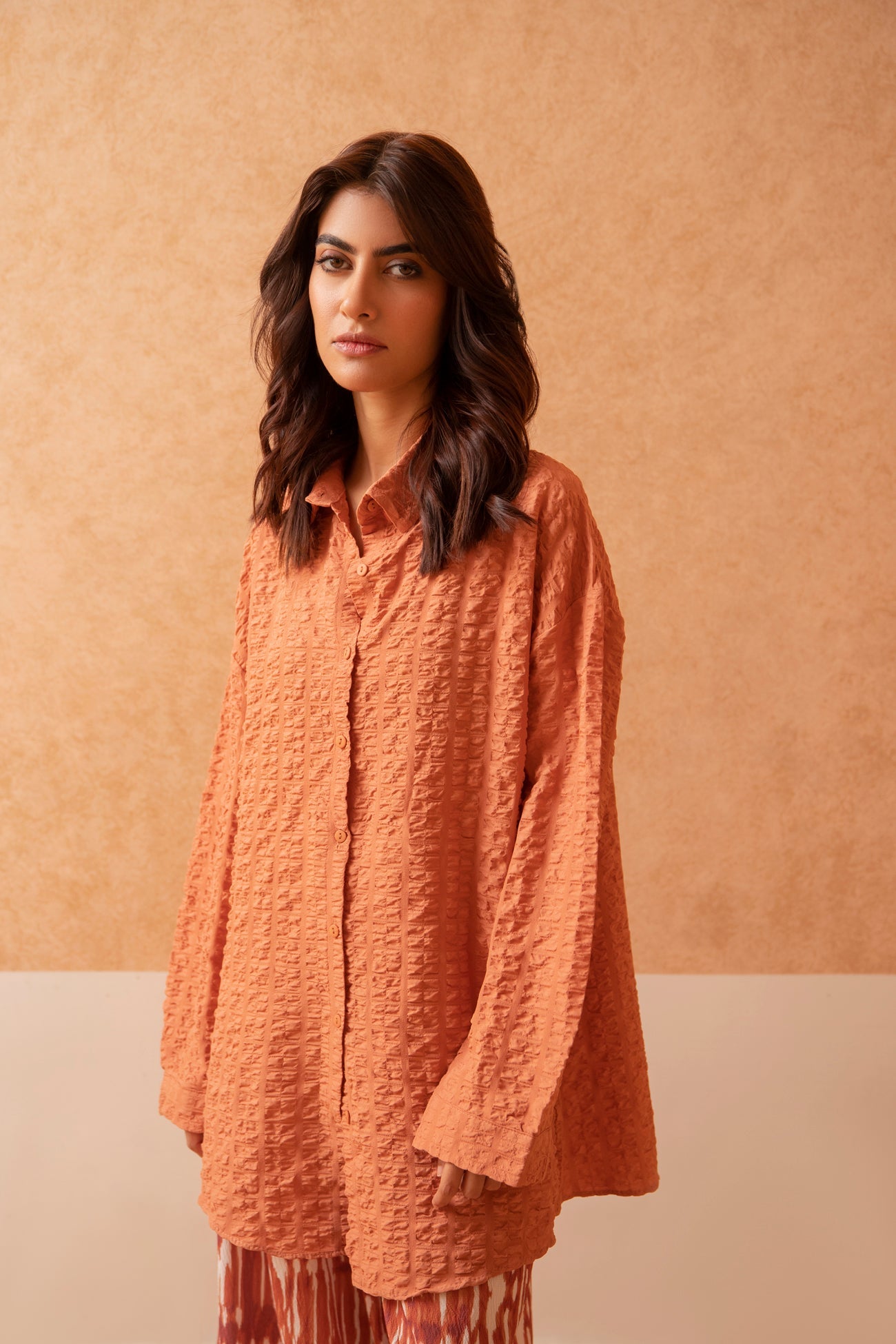 BTW - SEERSUCKER BUTTON DOWN SHIRT