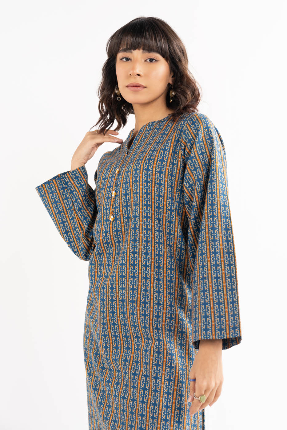2 Pc Printed Khaddar Outfit