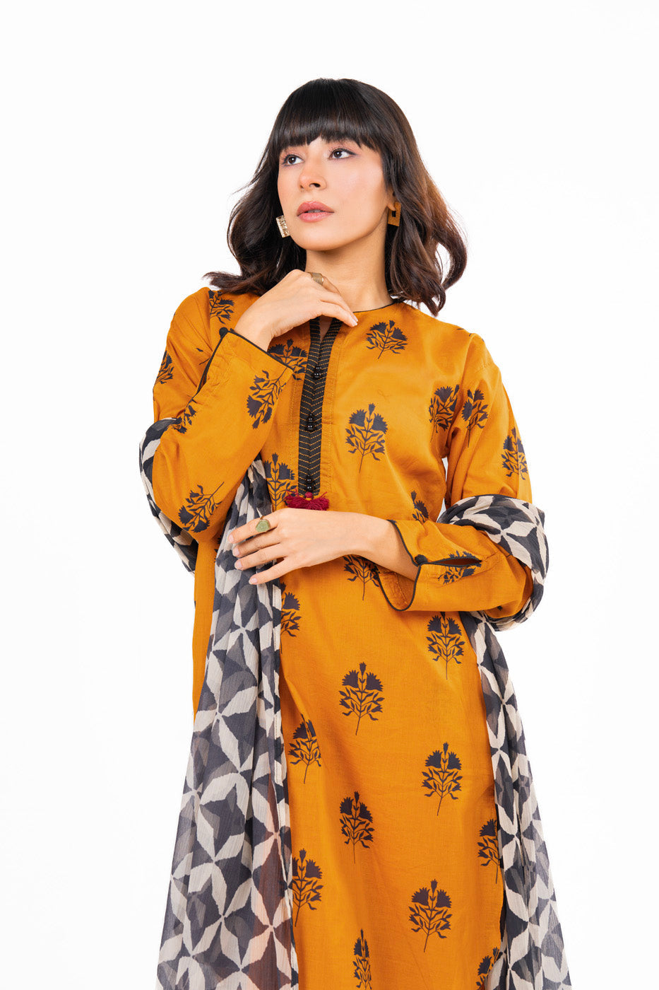 3 Pc Printed Lawn Outfit