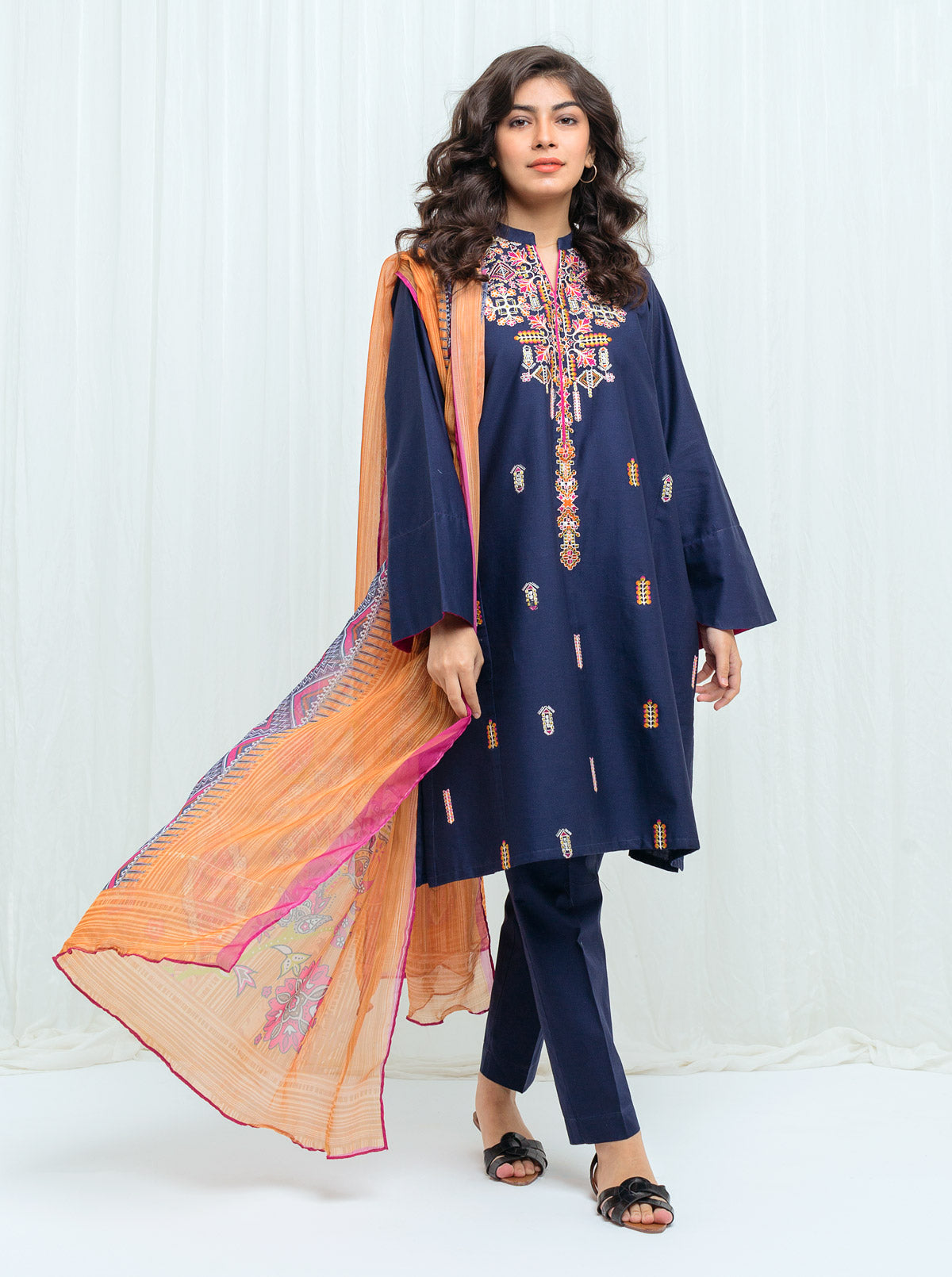 Beechtree - Divine Blue -Embroidered-2P