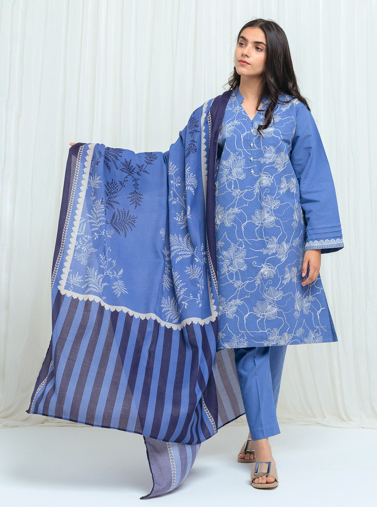 Beechtree - Organised Floral With Printed Shawl - 2P