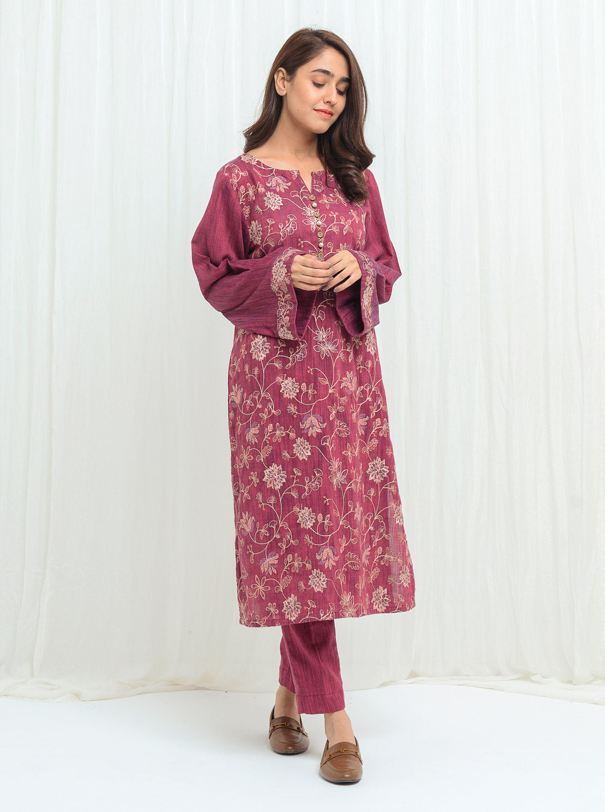 Beechtree - Dusty Floral - Embroidered - 2P