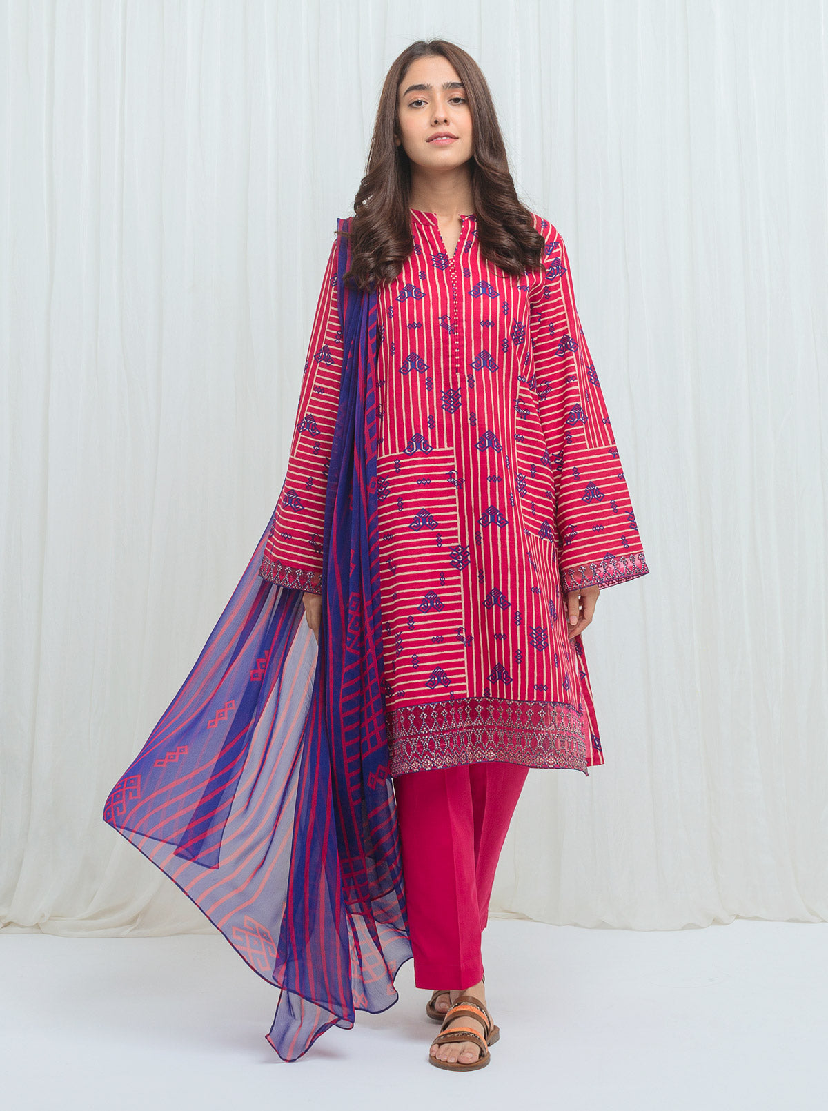 Beechtree - Raspberry Haze-Embroidered-3P