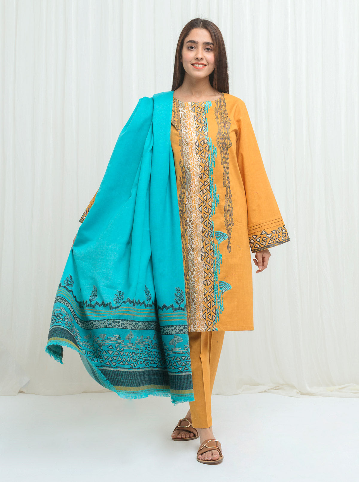 Beechtree - Desert Mist With Jacquard Shawl-2P