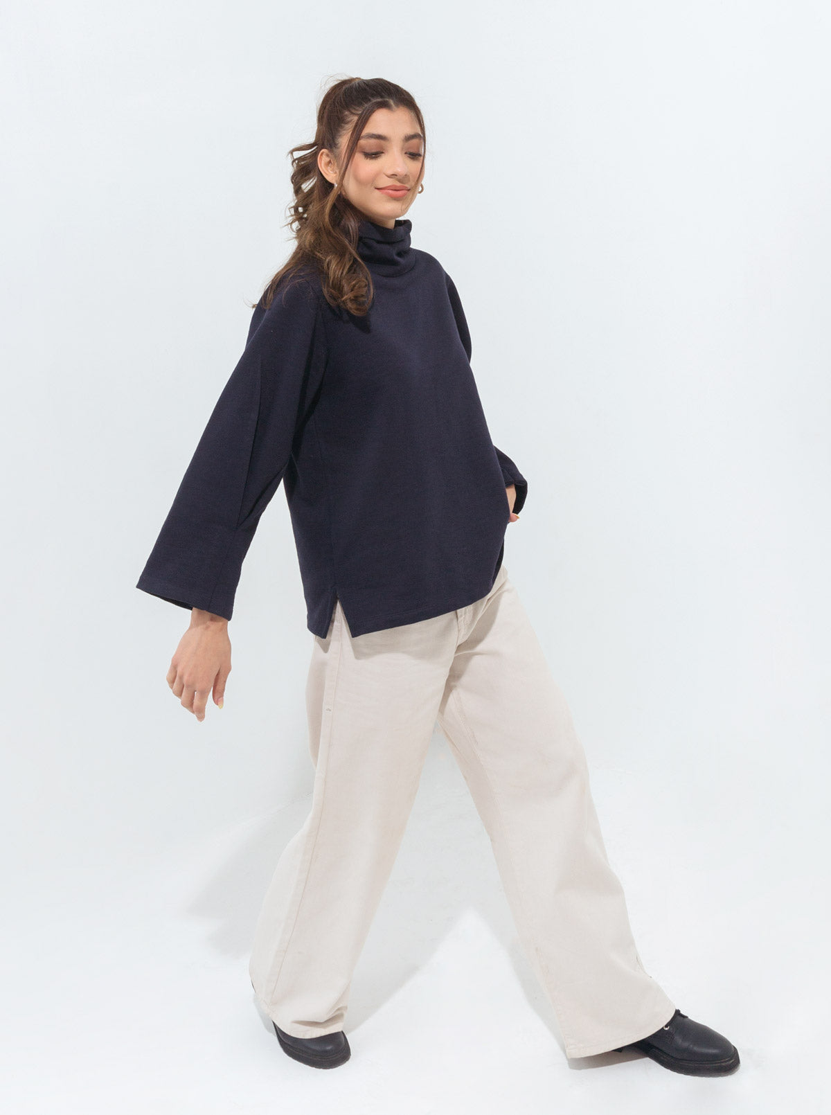 Beechtree - Navy Blue Pleated Sleeve Fleece Sweatshirt