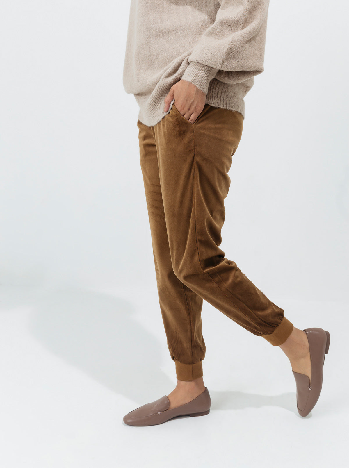 Beechtree - Brown Velour Jogger Pants