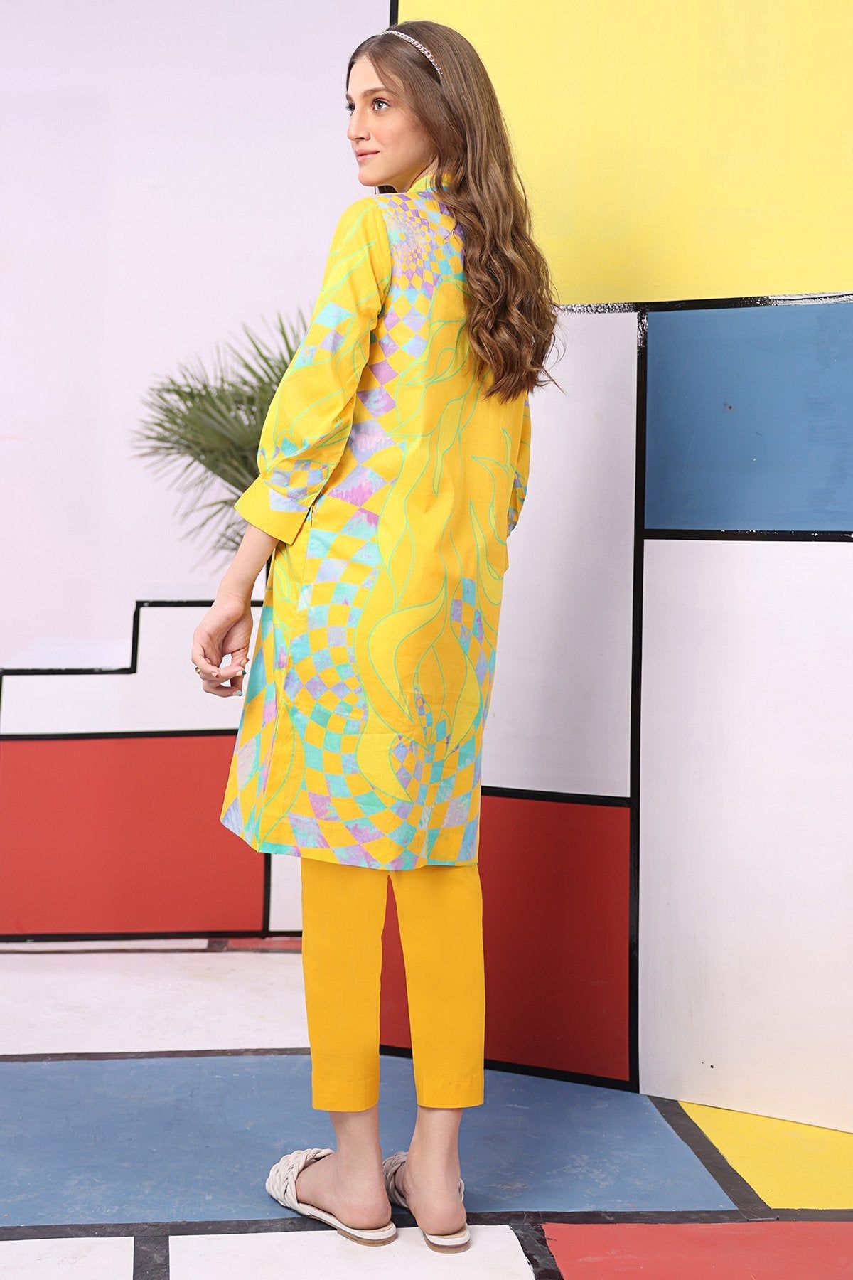 Alkaram - 2 Pc Digital Cambric Shirt With Dyed Cambric Trouser