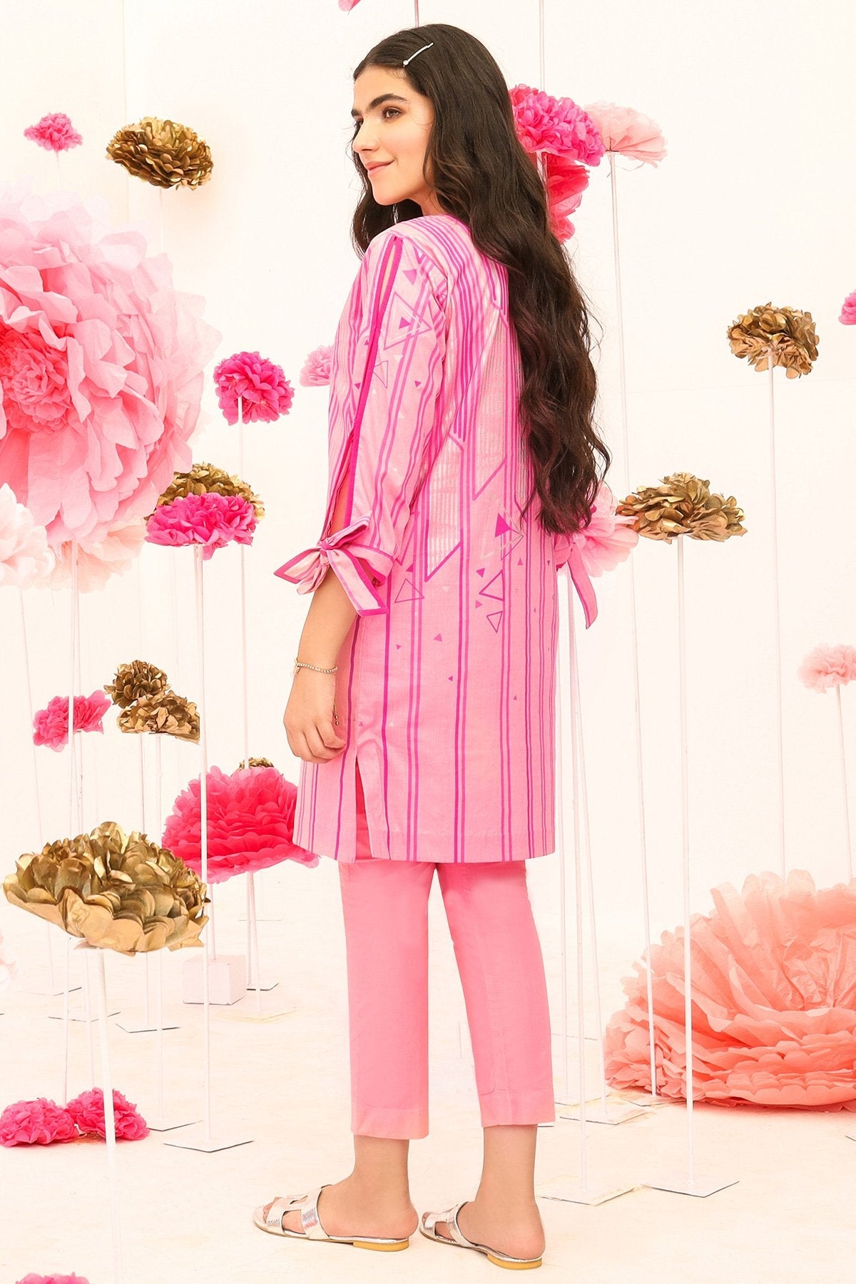 Alkaram - 2 Pc Printed Cambric Suit With Cambric Trousers