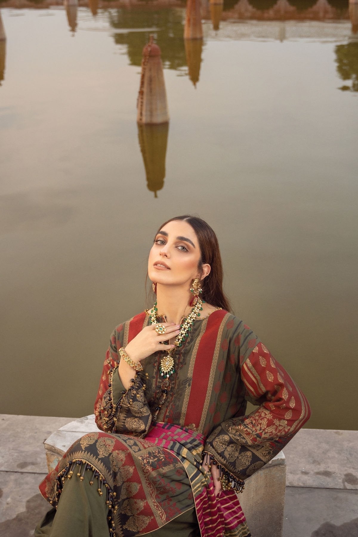 Alkaram - 3 Pc Printed Jacquard Suit With Cotton Silk Dupatta