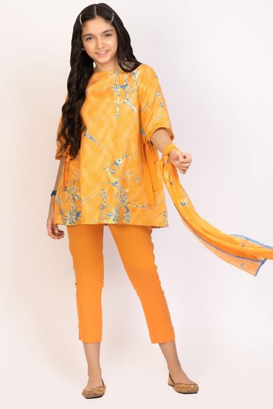 3 Pc Dyed Lawn Suit