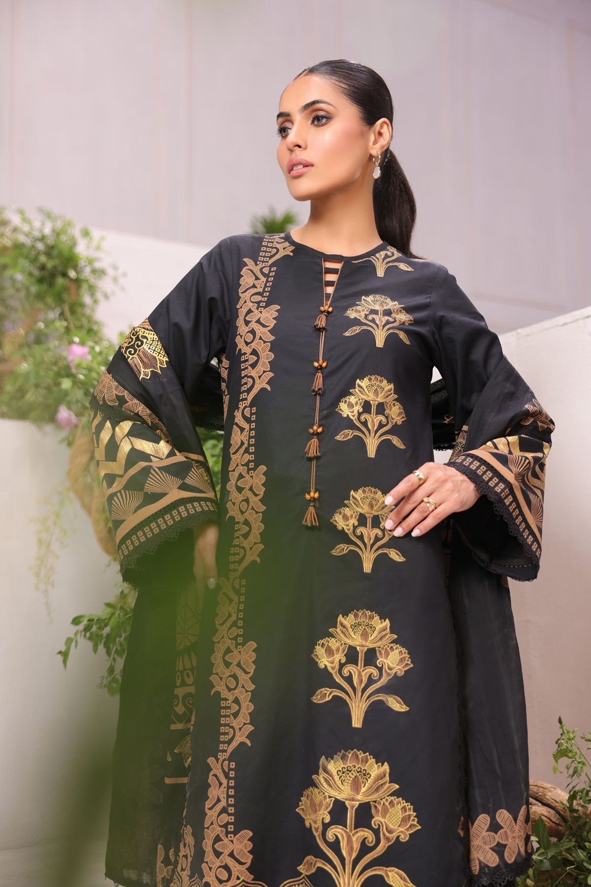 3 Pc Printed Cambric Suit With Broshia Dupatta