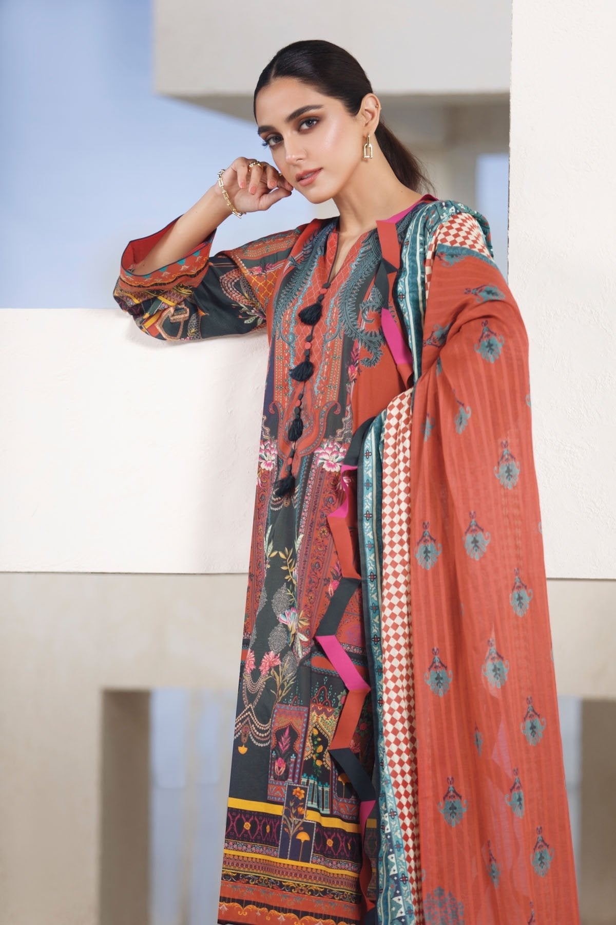Alkaram - 3 Pc Digital Brochia Lawn Suit With Digital Brochia Dupatta