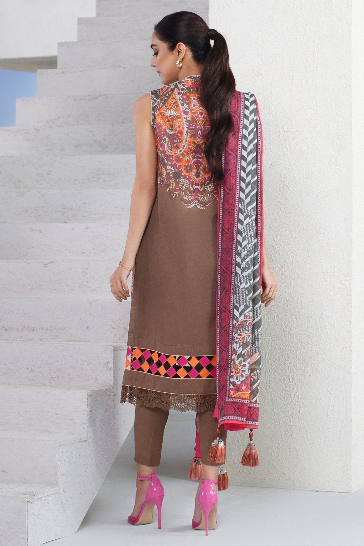 Alkaram - 3 Pc Printed Lawn Suit With Cotton Net Dupatta