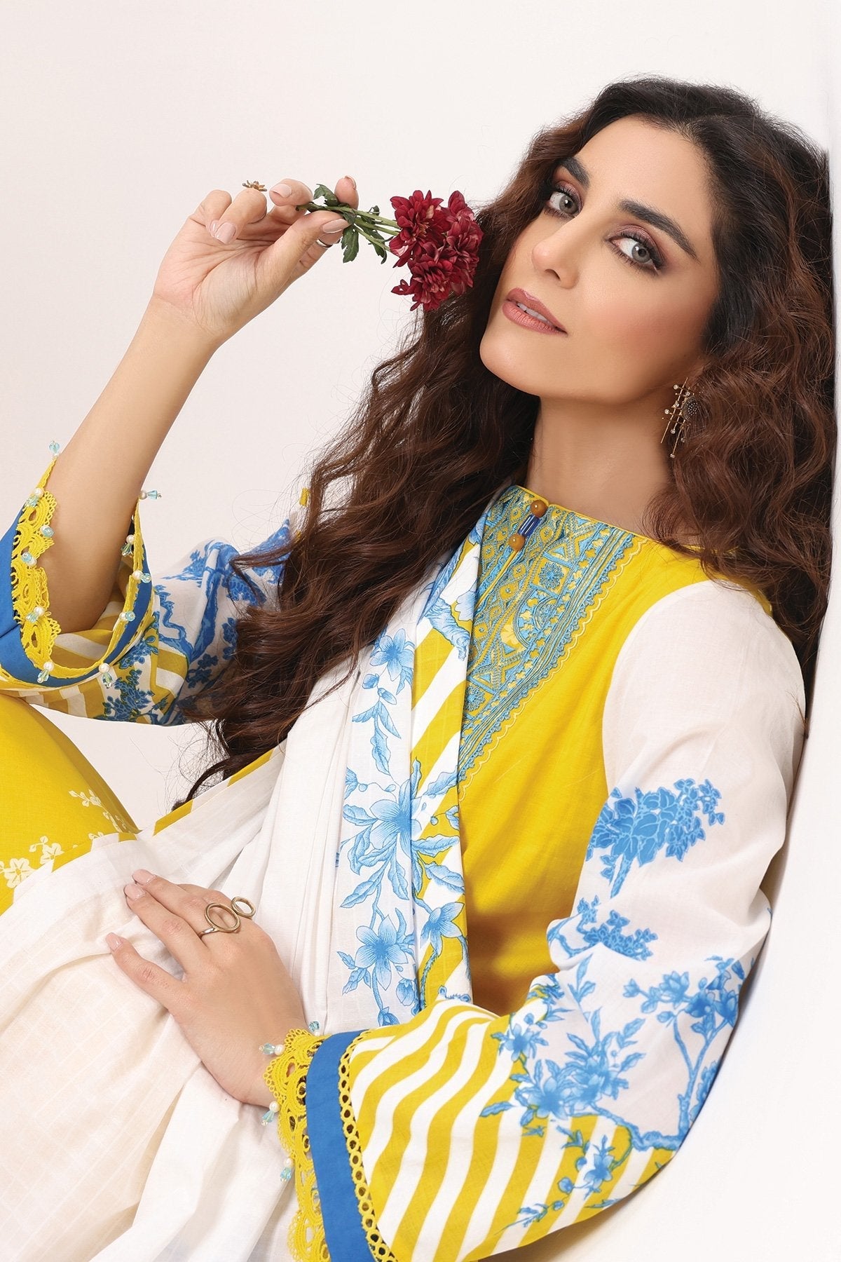 Alkaram - 3 Pc Embroidered Lawn Suit With Broshia Dupatta