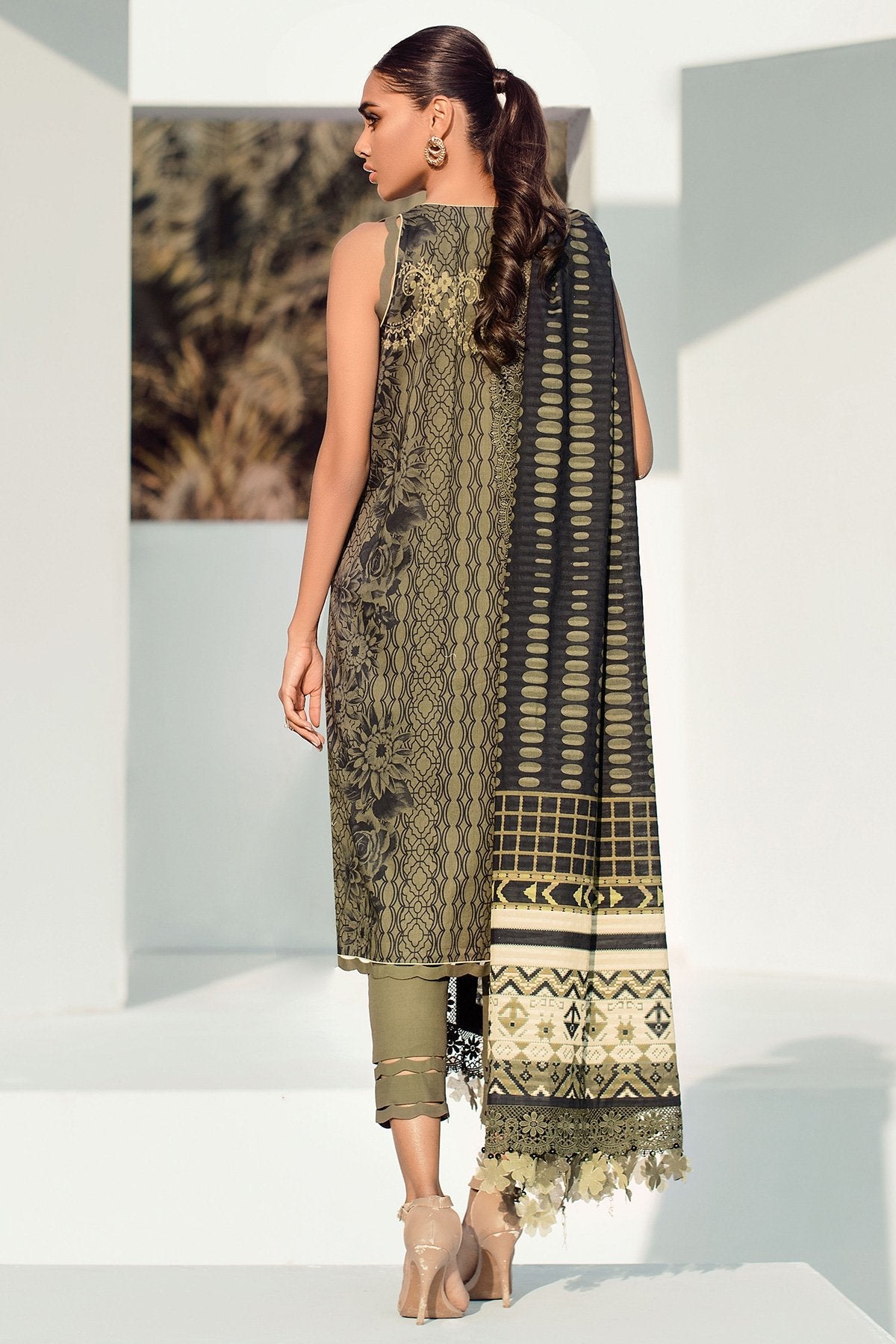 Alkaram - 3 Pc Digital Lawn Suit With Digital Doria Lawn Dupatta