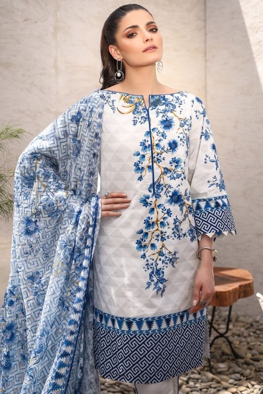 Alkaram - Three Piece Printed Suit With Jacquard Net Dupatta
