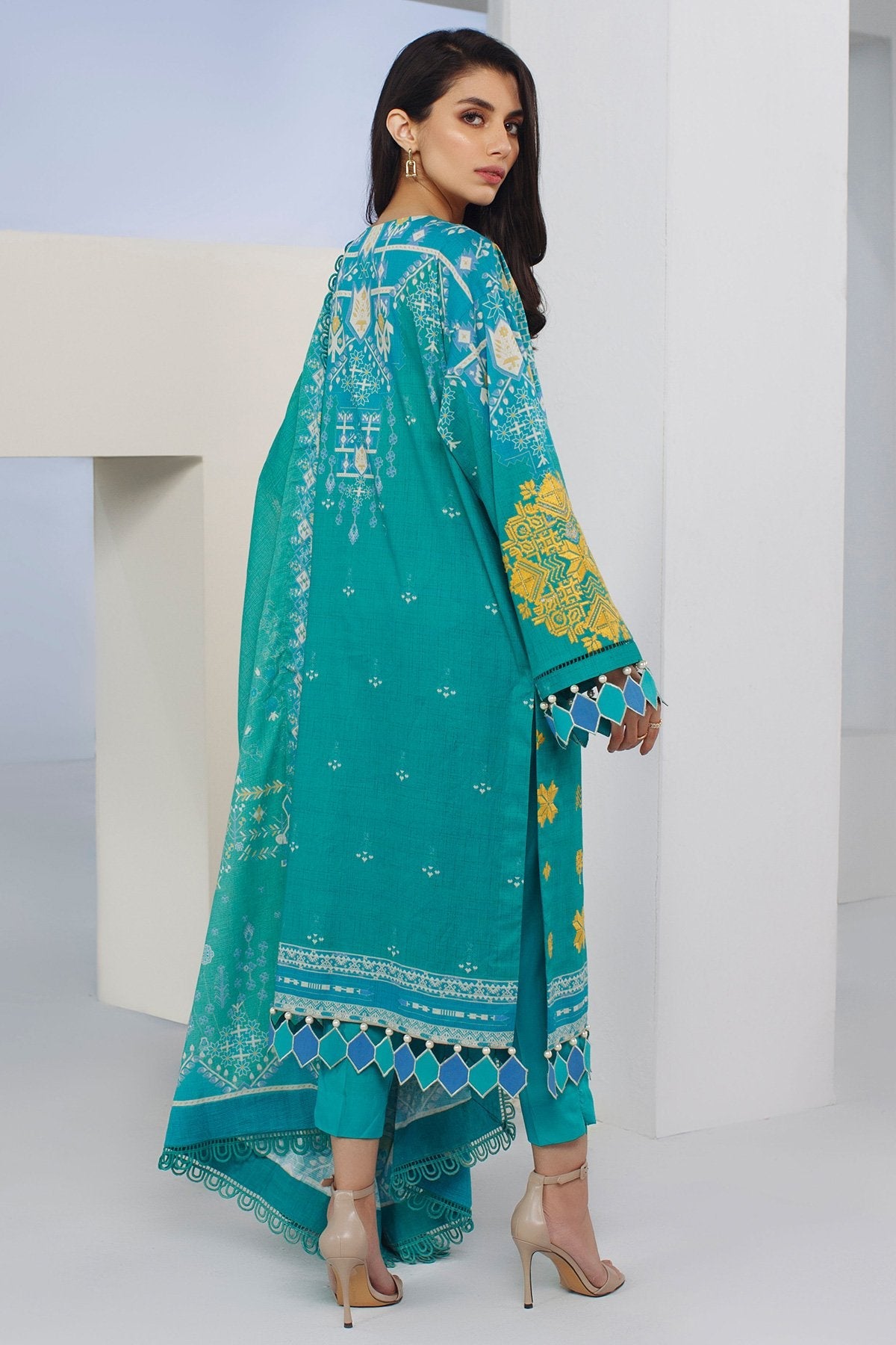 Alkaram - 3 Pc Embroidered Lawn Suit With Printed Jacquard Dupatta