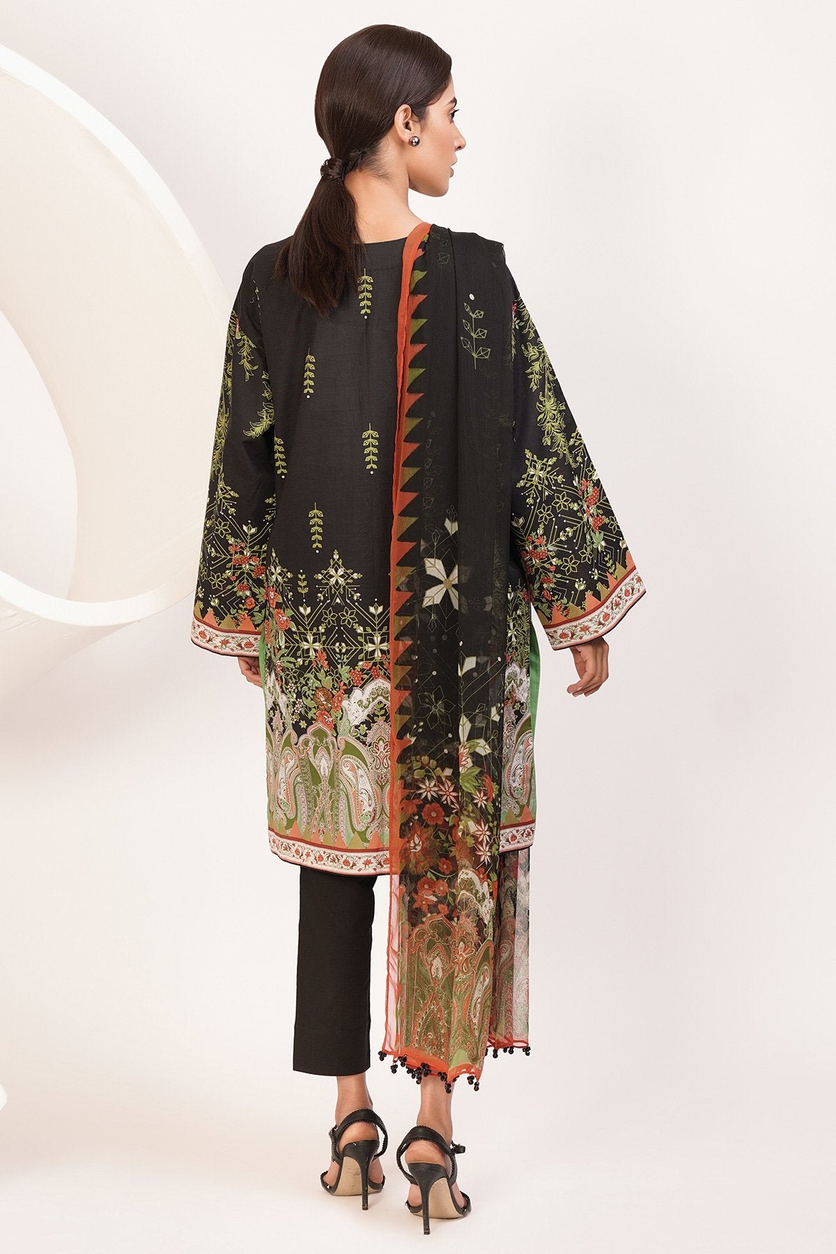 Alkaram - 3 Pc Printed Lawn Suit With Chiffon Dupatta