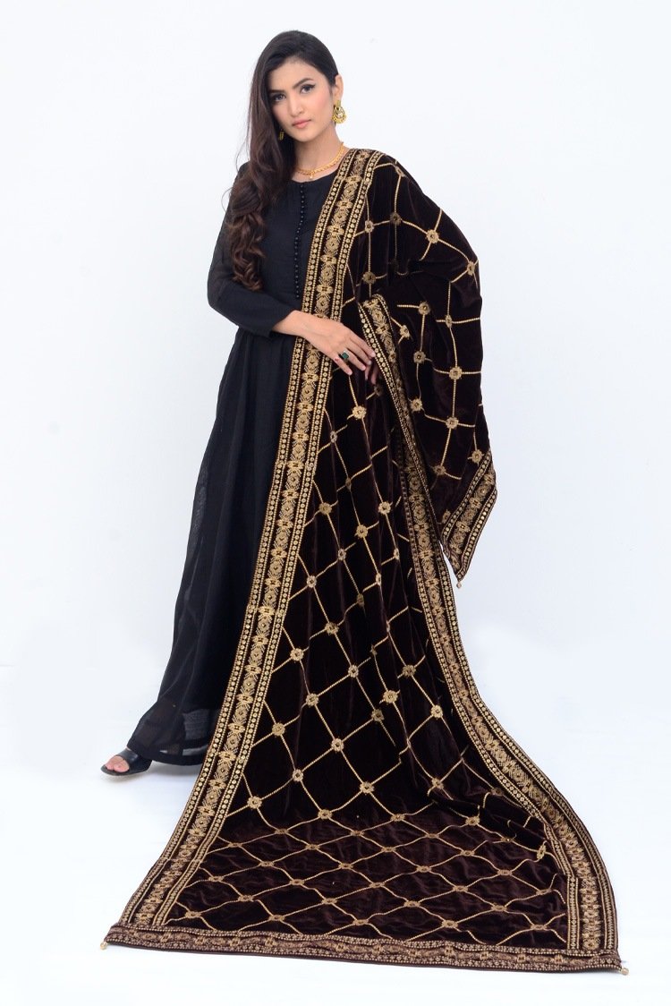 Ellena - Embroidered Velvet Shawl