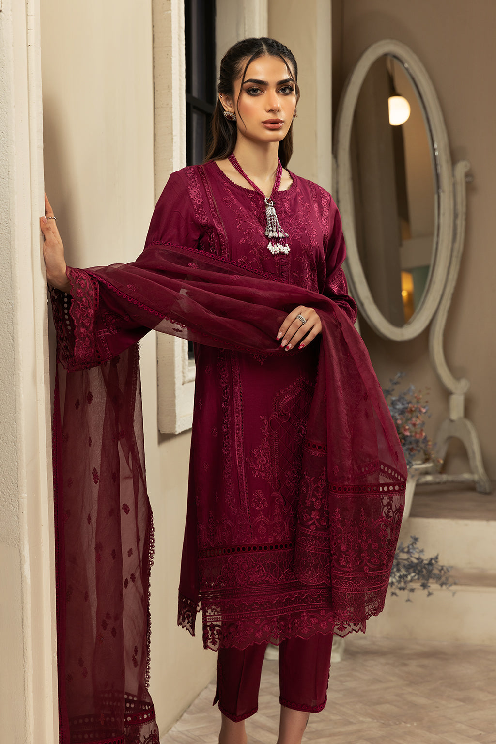 Elegance - SCARLET