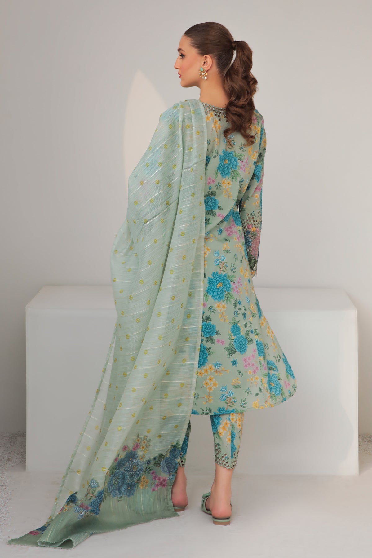 Baroque - EMBROIDERED LAWN UF-310