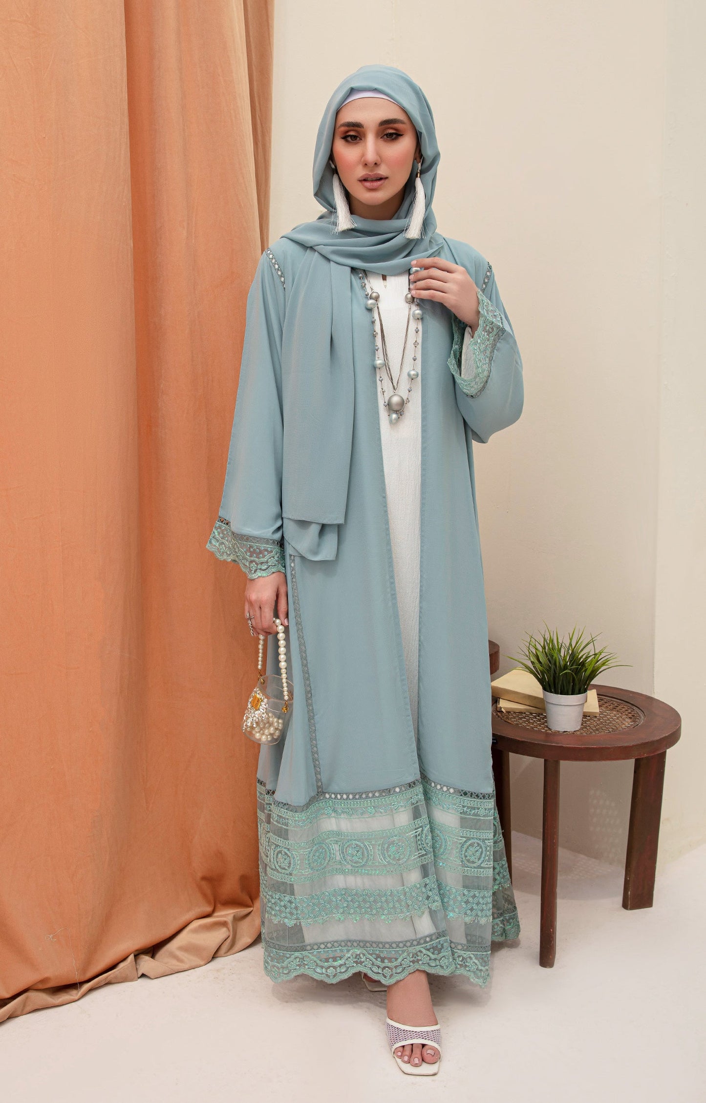 Hareer - MAUZAN GLAZE FRONT OPEN ABAYA