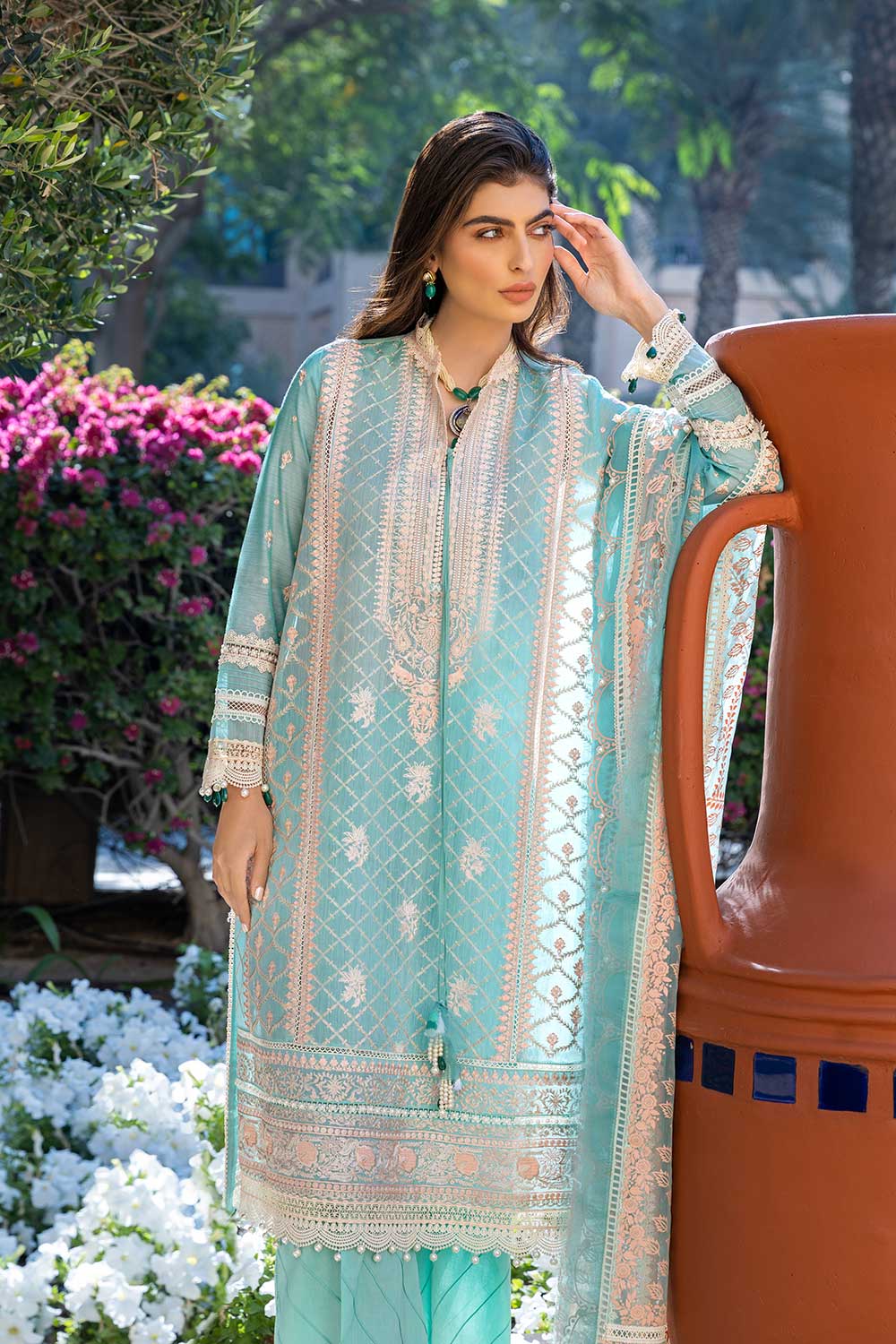 Sobia Nazir - Design 1B Luxury Lawn 2022 Unstitched