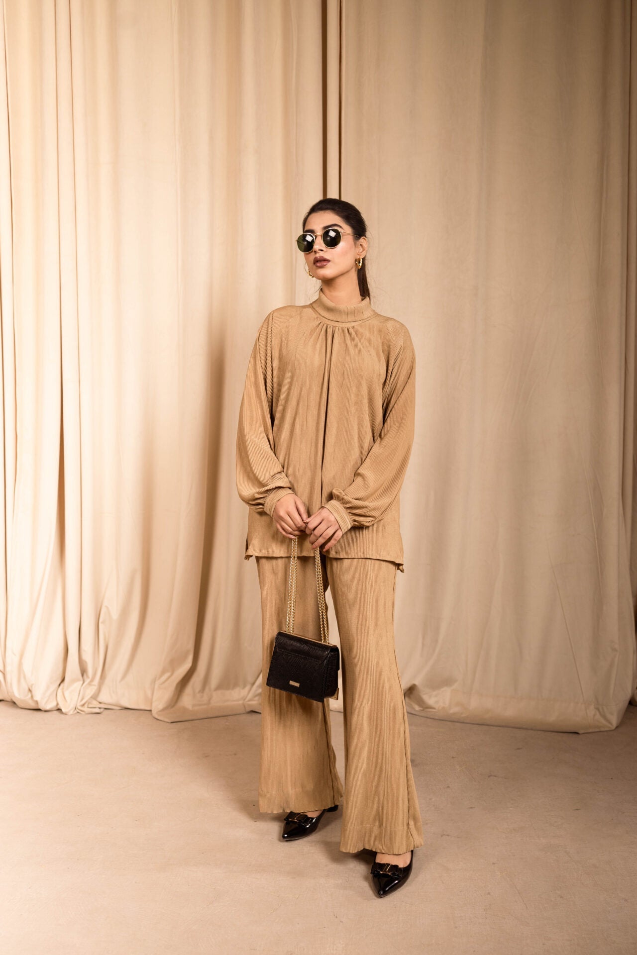 Candy Closet - Ariana (Beige)