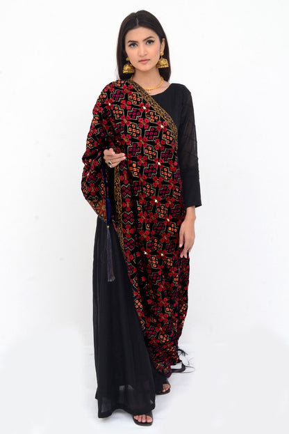 Ellena - Embroidered Velvet Shawl